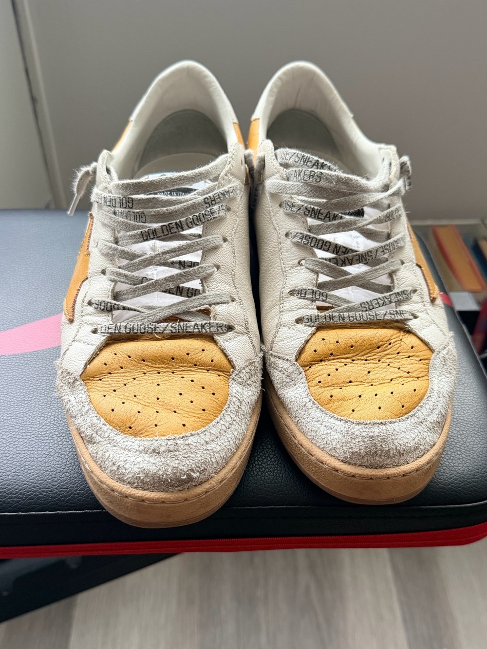 Golden Goose Men's Low-Top Sneakers in Yellow and Off-White